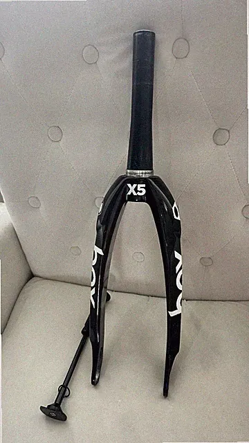 Box ONE X5 Pro Carbon Forks 20'' 20mm 1.5'' alloy steerer Black BMX RACE