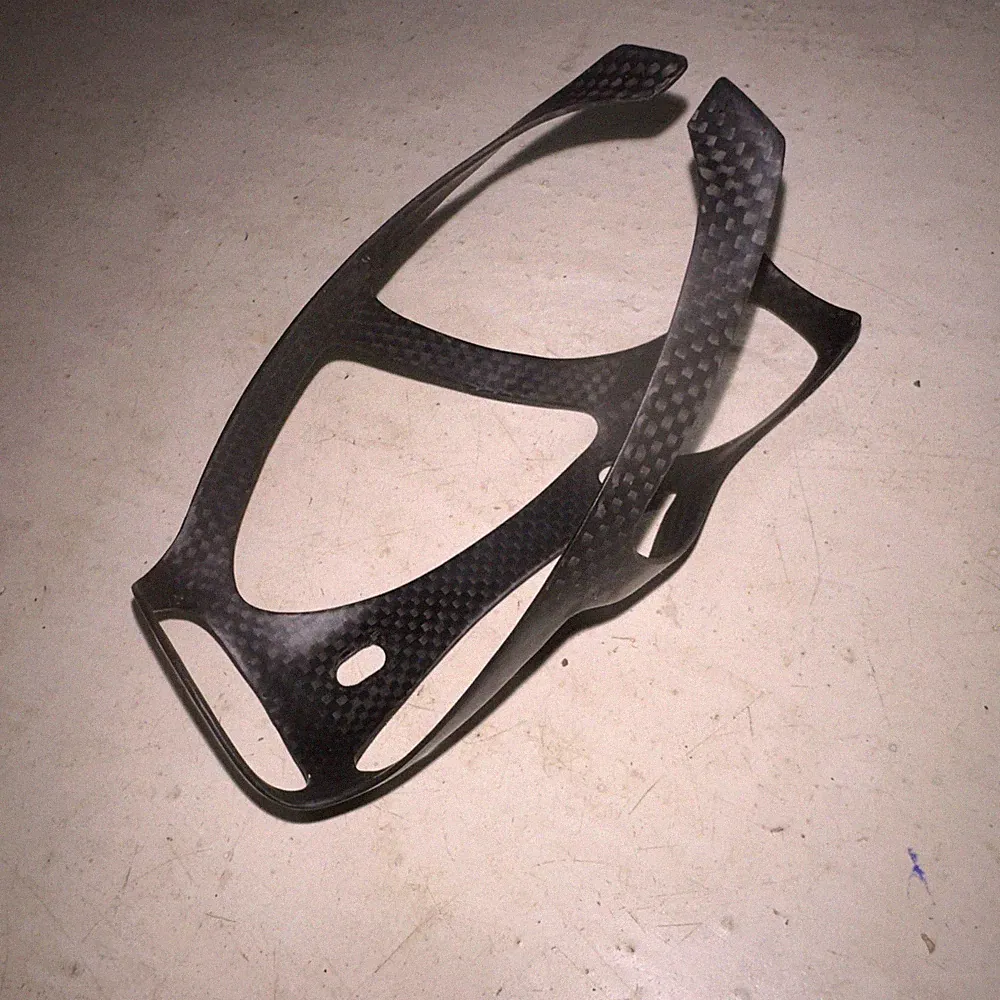 Carbon Fiber Lightweight Bottle Cage Cycling Flat Black Bike Bicycle Woven Aero